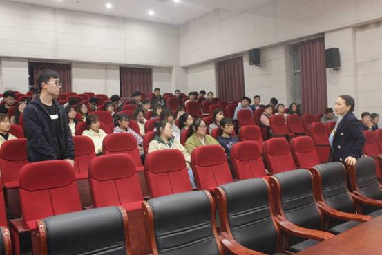 qxlarge-dsc-2F24E9F4503FA3A43DFB225499A43D7E